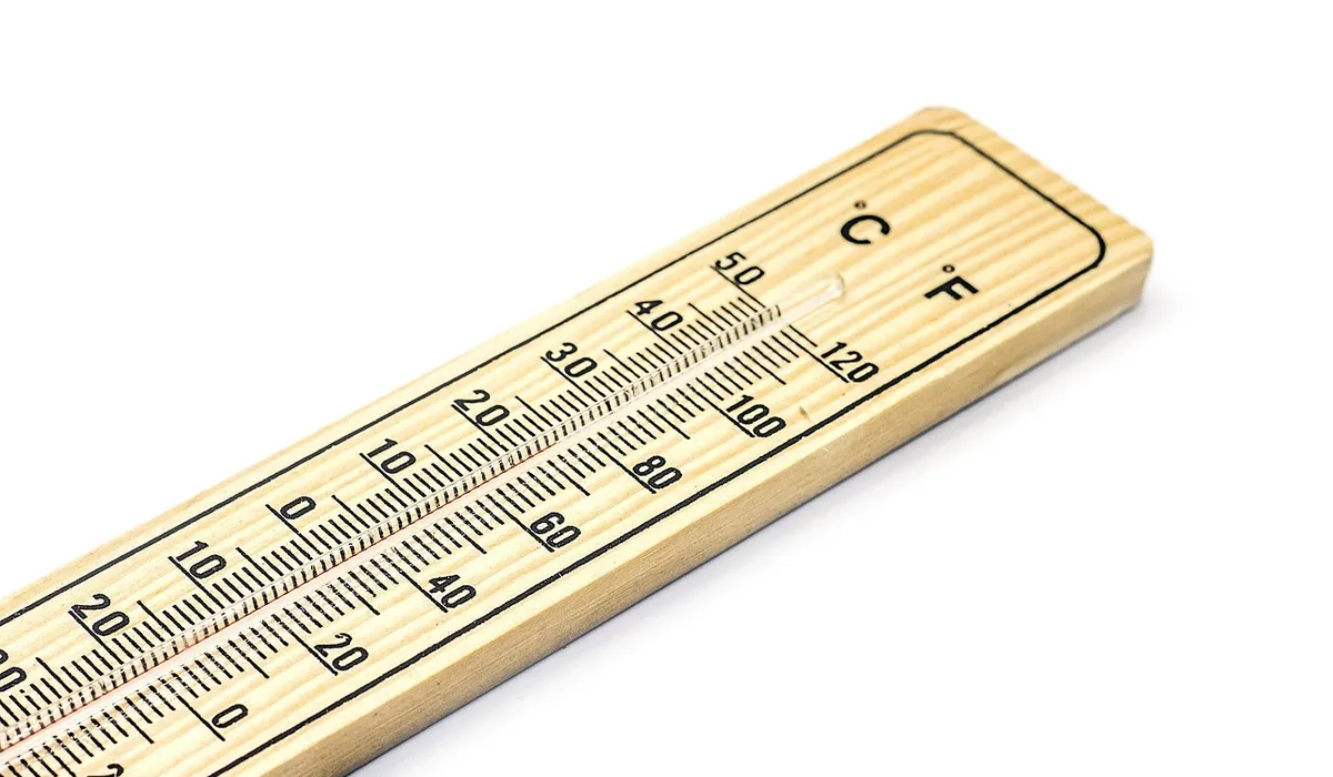 Wooden thermometer with Celsius and Fahrenheit scales